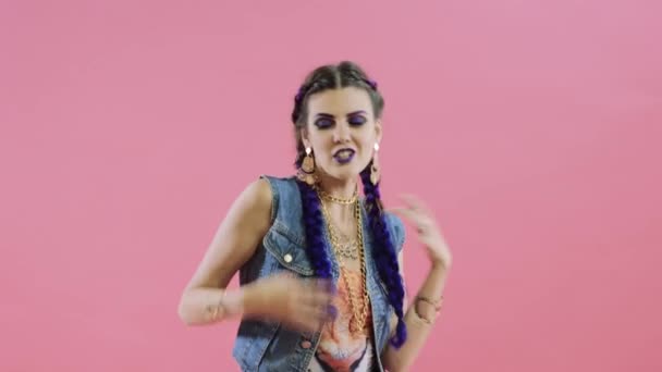 Concept music video. Sexy girl singing in the studio - Felvétel, videó
