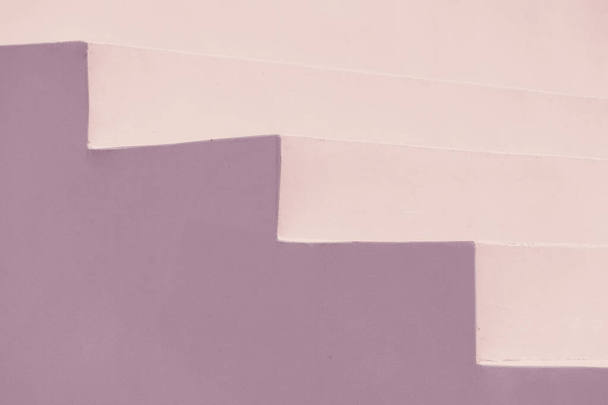 розовый пастельный цемент или бетонная лестница абстрактный фон архитектуры
  - Фото, изображение