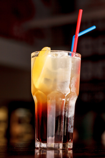 Cocktail in the bar - Фото, зображення