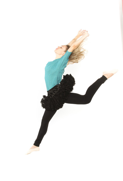 moderní tanečnice žena představuje studio na bílém pozadí - Fotografie, Obrázek