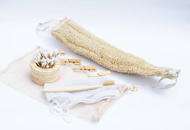 Set of personal care accessories.Ecological product - absolutely safe clean environment.Zero waste concept. Eco-friendly materials.Set of personal care accessories on a white background. No plastic waste. - 写真・画像