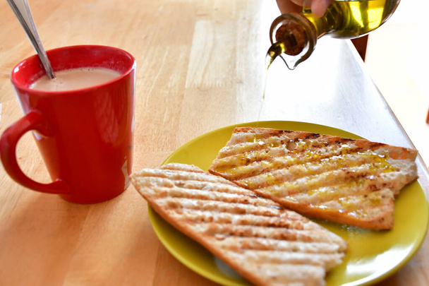 desayuno saludable para empezar el día
  - Foto, Imagen