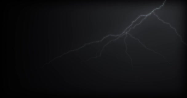 Uderzenia pioruna na czarnym tle z realistycznym odbiciem wideo - Materiał filmowy, wideo