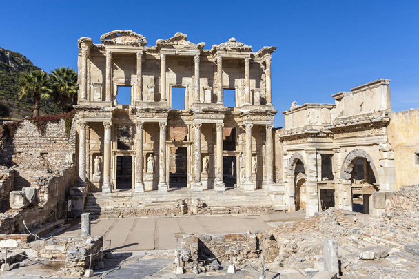 Knihovna Celsus ve starověkém městě Efesus, Izmir, Turecko. - Fotografie, Obrázek