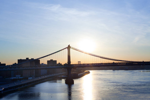 Manhattan Köprüsü Doğu Nehri üzerinde, New York City, New York, ABD - Fotoğraf, Görsel