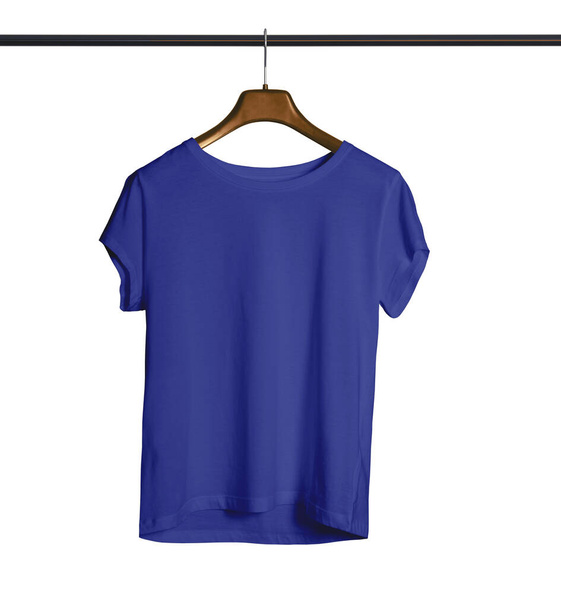 A modern Short Sleeves Crew Neck Shirt Mock Up With Hanger For Woman Σε μπλε χρώμα για να σας βοηθήσει να παρέχουν ένα όμορφο σχεδιασμό. - Φωτογραφία, εικόνα