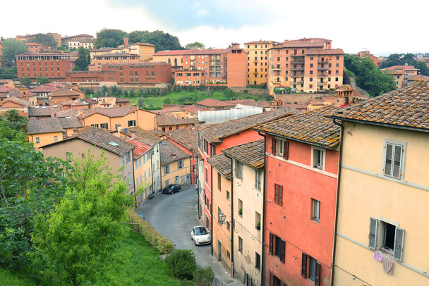 Detalhe arquitetônico em Siena, Toscana, Itália. O centro histórico de Siena foi declarado pela UNESCO Património Mundial
 - Foto, Imagem
