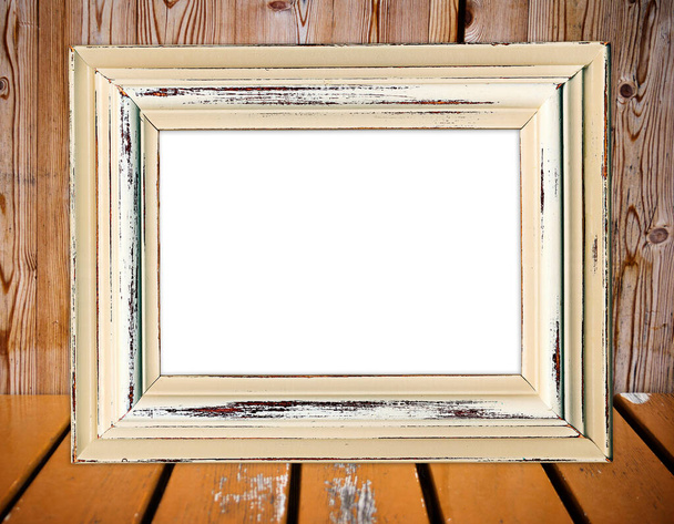 Παλιό πλαίσιο σε ξύλινο φόντο τοίχου, mockup - Φωτογραφία, εικόνα