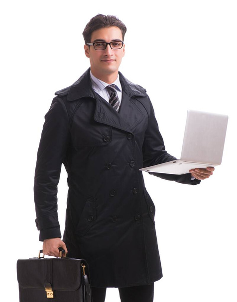 De jonge zakenman met laptop geïsoleerd op witte achtergrond - Foto, afbeelding