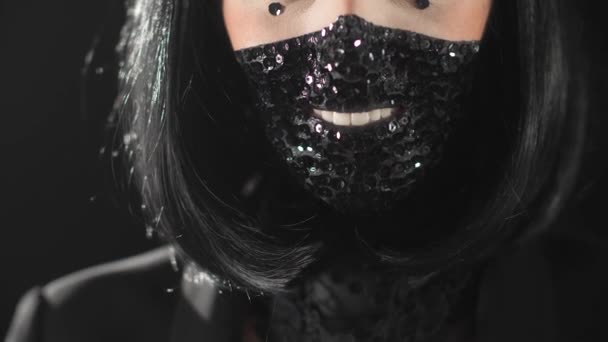 Mädchen in schwarzem Make-up - Filmmaterial, Video