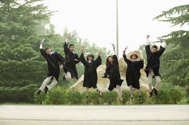 Группа выпускников прыжков с парашютом
 - Фото, изображение