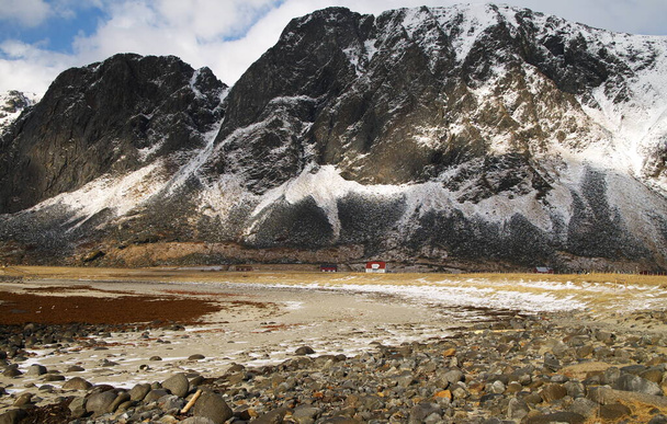 Lofoten mountain coverd with snow. - Foto, afbeelding