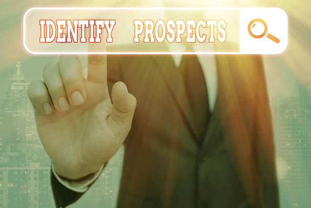 Scrivere una nota che mostri Identificare le Prospettive. Business photo showcase Possibile cliente Ideale Clienti potenziali donatori
. - Foto, immagini