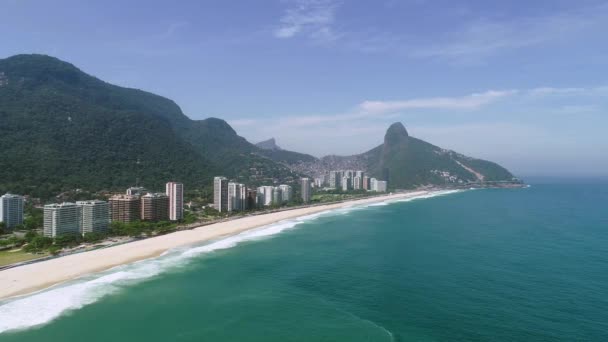 Вид с воздуха на Рио-де-Жанейро, Бразилия. - Кадры, видео