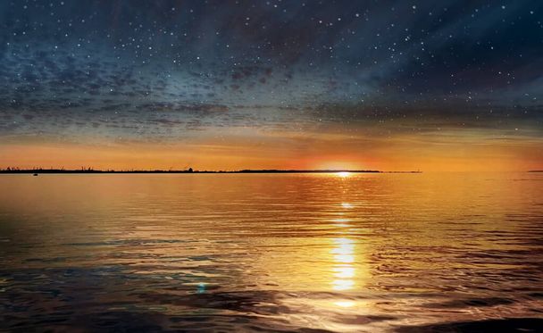 luna en el cielo estrellado nocturno, puesta de sol a la luz de la luna en el horizonte nublado de oro de mar y reflejo de olas de agua luz del sol amarillo azul paisaje de la naturaleza, puesta de sol de oro en el horizonte nublado de mar y reflejo de olas de agua luz del sol amarillo azul paisaje de la naturaleza
 - Foto, imagen