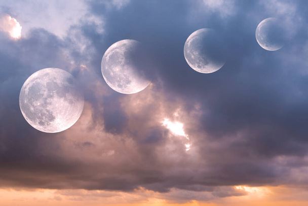 Schritte der Mondfinsternis, Mondfinsternis bei Sonnenaufgang, Hintergrund  - Foto, Bild