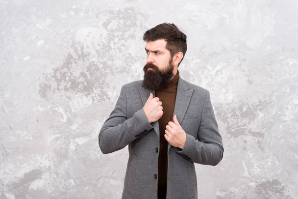Bearded guy casual style. Fashionable look of busy man. Menswear. Elegant stylish hipster. Bearded man in urban style clothes. man autumn style. Casual business attire. Fashion style and trend - Foto, imagen