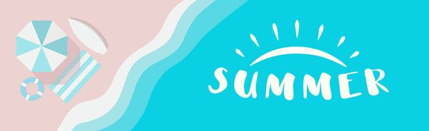 Été large bannière vectorielle avec concept de logo d'été, parasol, chaise longue, surf et bouée de sauvetage de sable rose à côté des vagues azur. Modèle d'affiche horizontale vue du dessus. Illustration de bande dessinée
 - Vecteur, image