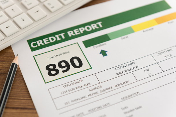 relatório de pontuação de crédito é excelente mostrando bom histórico da dívida
. - Foto, Imagem