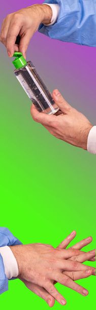 Профілактика коронавірусу, гель для дезінфікування рук на основі алкоголю для гігієни, захист від вірусу Ковід-19
 - Фото, зображення