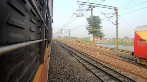 treno in esecuzione scatti finestra vista da diverse prospettive uniche
 - Filmati, video