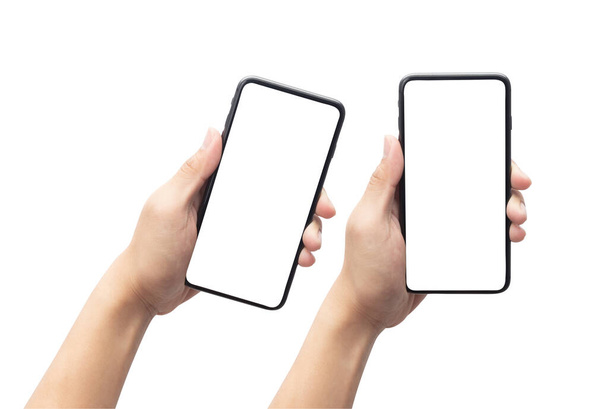 Σύνολο Αρσενικό χέρι κρατώντας το μαύρο smartphone με λευκή οθόνη που απομονώνονται σε λευκό φόντο με clipping διαδρομή. - Φωτογραφία, εικόνα