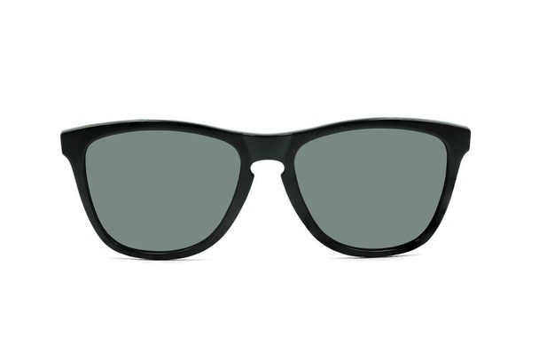 Vista frontal de gafas de sol Cool montura de plástico negro con lente aislada sobre fondo blanco con trayectoria de recorte. Accesorio para el uso de la luz solar de protección de moda. Concepto de vacaciones de verano tropical
 - Foto, imagen