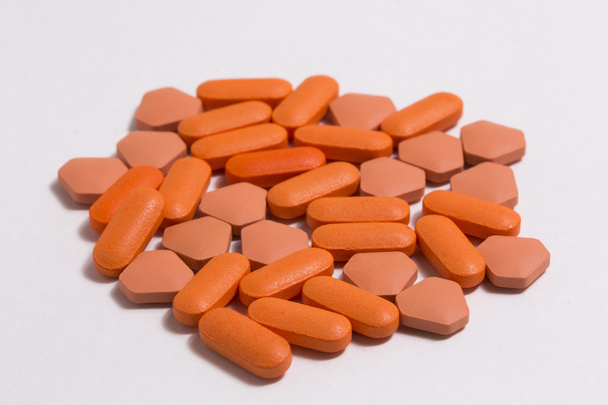 halom narancssárga tabletta - Fotó, kép