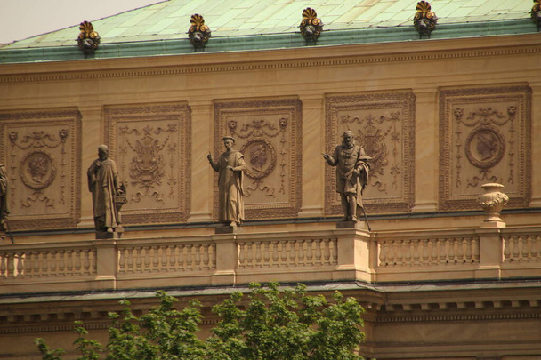 Património arquitectónico na cidade de Praga
 - Foto, Imagem