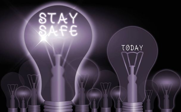 Πινακίδα που δείχνει "Μείνε ασφαλής". Εννοιολογική φωτογραφία ασφαλής από την απειλή του κινδύνου, βλάβη ή μέρος για να κρατήσει τα άρθρα. - Φωτογραφία, εικόνα