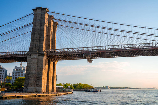 View of the Brooklyn bridge in New York, USA - Fotoğraf, Görsel