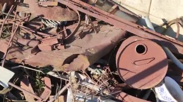 Metal landfill detail in movement, footage in 4k - Кадри, відео
