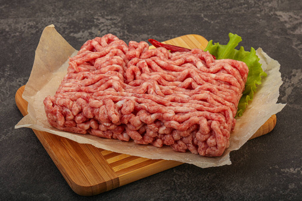 Hackfleisch - Schweinefleisch und Rindfleisch - zum Kochen - Foto, Bild