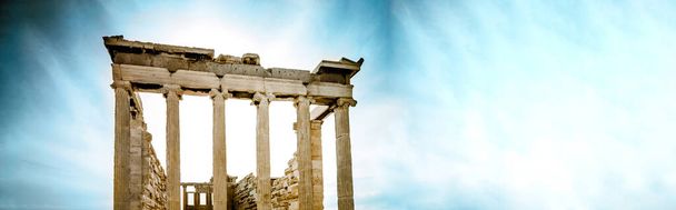 Caryatids, Erechtheion chrám Acropolis, Atény, Řecko, panoramatické makupy s místem pro text - Fotografie, Obrázek