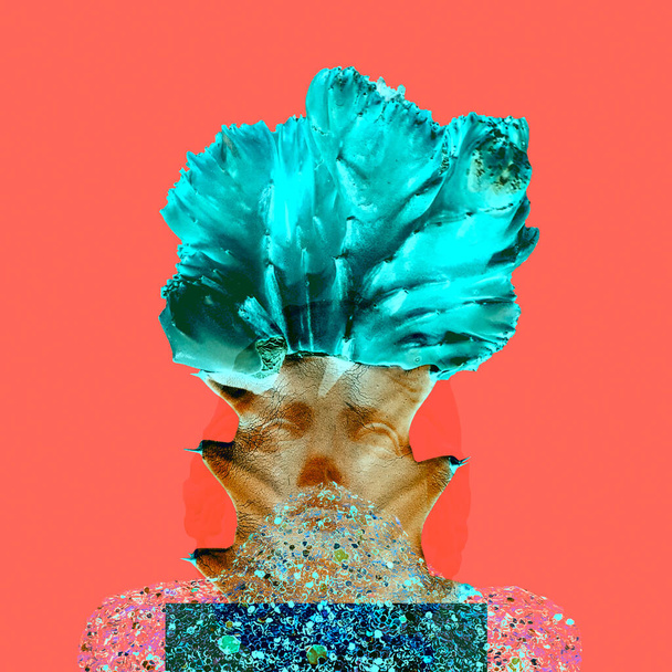 Современный коллаж. Появление скульптуры женщины на кактусе. Абстракция концепции, искусство
. - Фото, изображение
