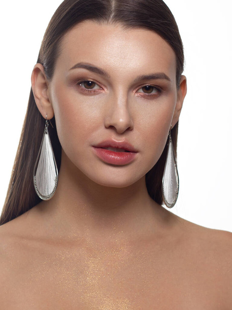Beauty Woman face Portrait. Beautiful Spa model with Perfect Fresh Clean Skin. Youth and Skin Care Concept. Portrait woman female with problem and clear skin, makeup concept. Manicure on the nail - Фото, зображення