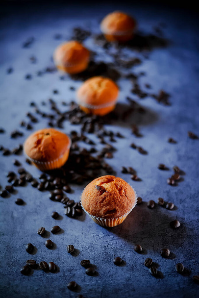 muffinit ja kahvipavut
 - Valokuva, kuva