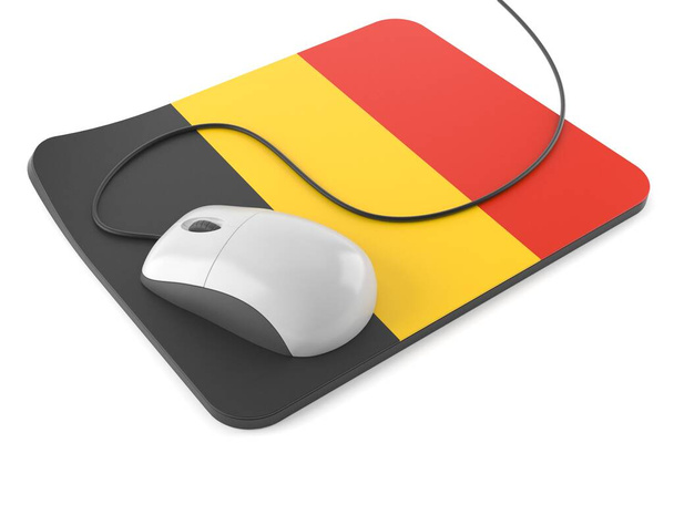 Belçika bayrağında fare altlığı olan bilgisayar faresi beyaz arka planda izole edilmiş. 3d illüstrasyon - Fotoğraf, Görsel