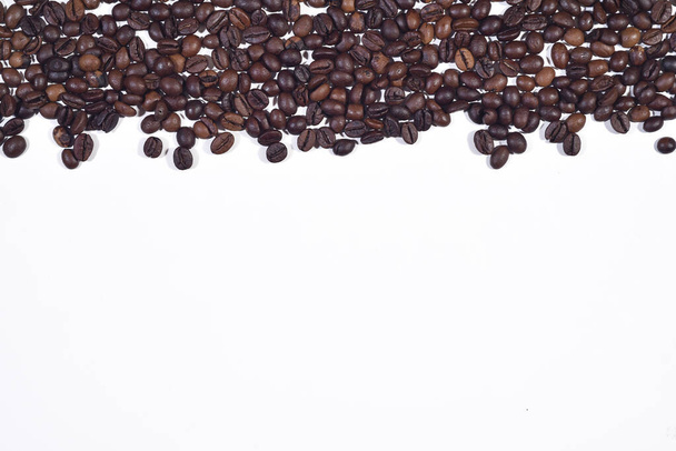 Sfondo torrefatto chicchi di caffè con spazio copia. Vista dall'alto
 - Foto, immagini