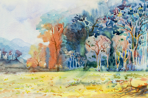 Abstract schilderijen aquarel landschap origineel van ecologie berg en weide platteland. Met de hand geschilderde illustratie op papier, bos achtergrond, schoonheid natuur herfst seizoen. - Foto, afbeelding