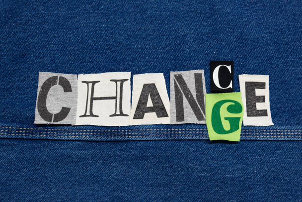 CHANCE - Αλλαγή κολάζ λέξη από κομμένα μπλουζάκια γράμματα, εταιρική ανάπτυξη, οριζόντια πτυχή - Φωτογραφία, εικόνα