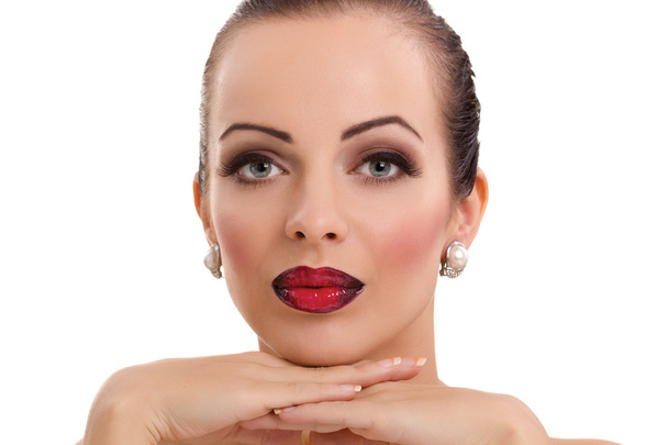beautiful young woman posing with bright red lips - Foto, imagen