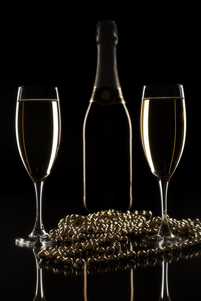Celbrating ocasion especial con champán
 - Foto, Imagen