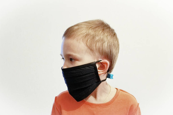 Boy in Protective Mask - Valokuva, kuva