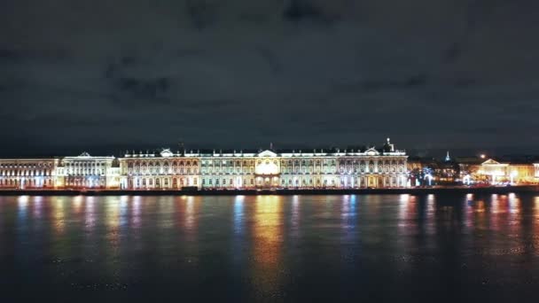 宮殿堤防からの冬の宮殿やエルミタージュの空中写真,サンクトペテルブルク,ロシア - 映像、動画