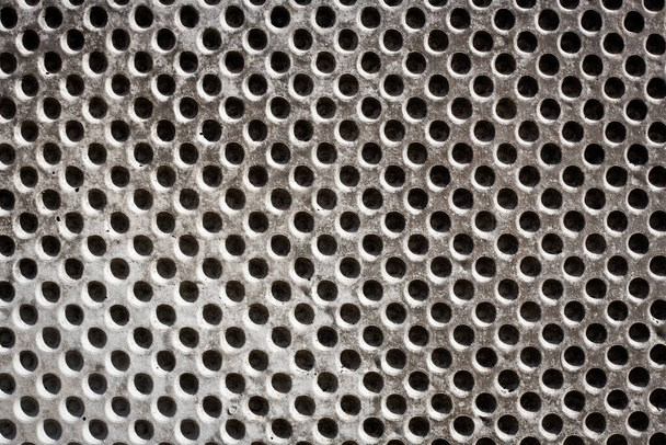 Дыры в стене из цемента / бетона
 - Фото, изображение