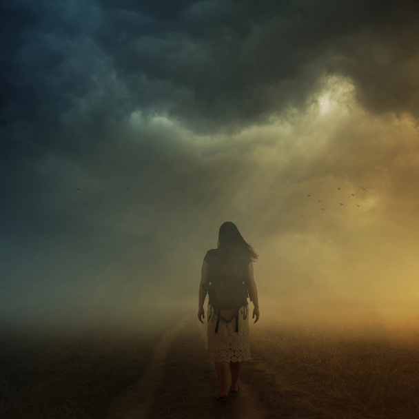жінка і туман
 - Фото, зображення