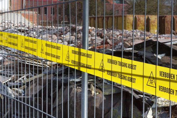 sárga nem Tilosban szalag a holland azbeszt - Fotó, kép