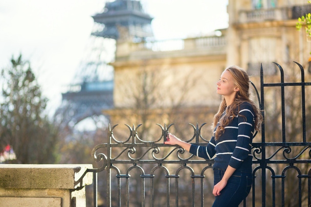 Young woman in Paris - Фото, изображение