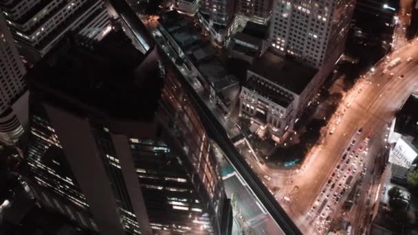 Luftaufnahme der Asoke-Kreuzung und des Himmelsbahnhofs in Bangkok Thailand - Filmmaterial, Video